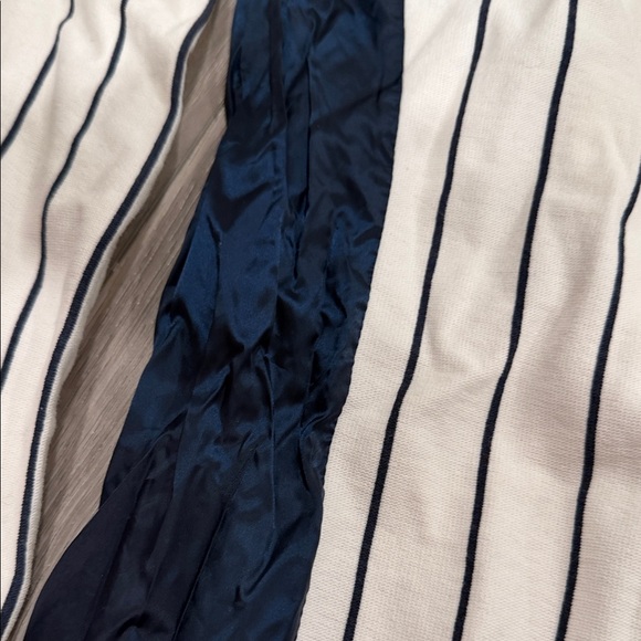 Kith x MLB NYC Yankees style Cream and Black Striped Shirt - Picture 3 of 6